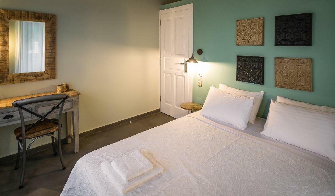 Castelli Olive Press Guest House อาคาราวี ภายนอก รูปภาพ