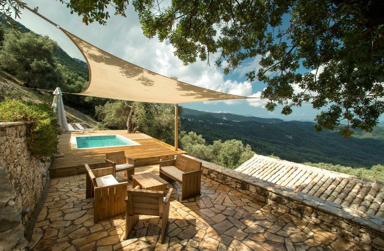 Castelli Olive Press Guest House อาคาราวี ภายนอก รูปภาพ