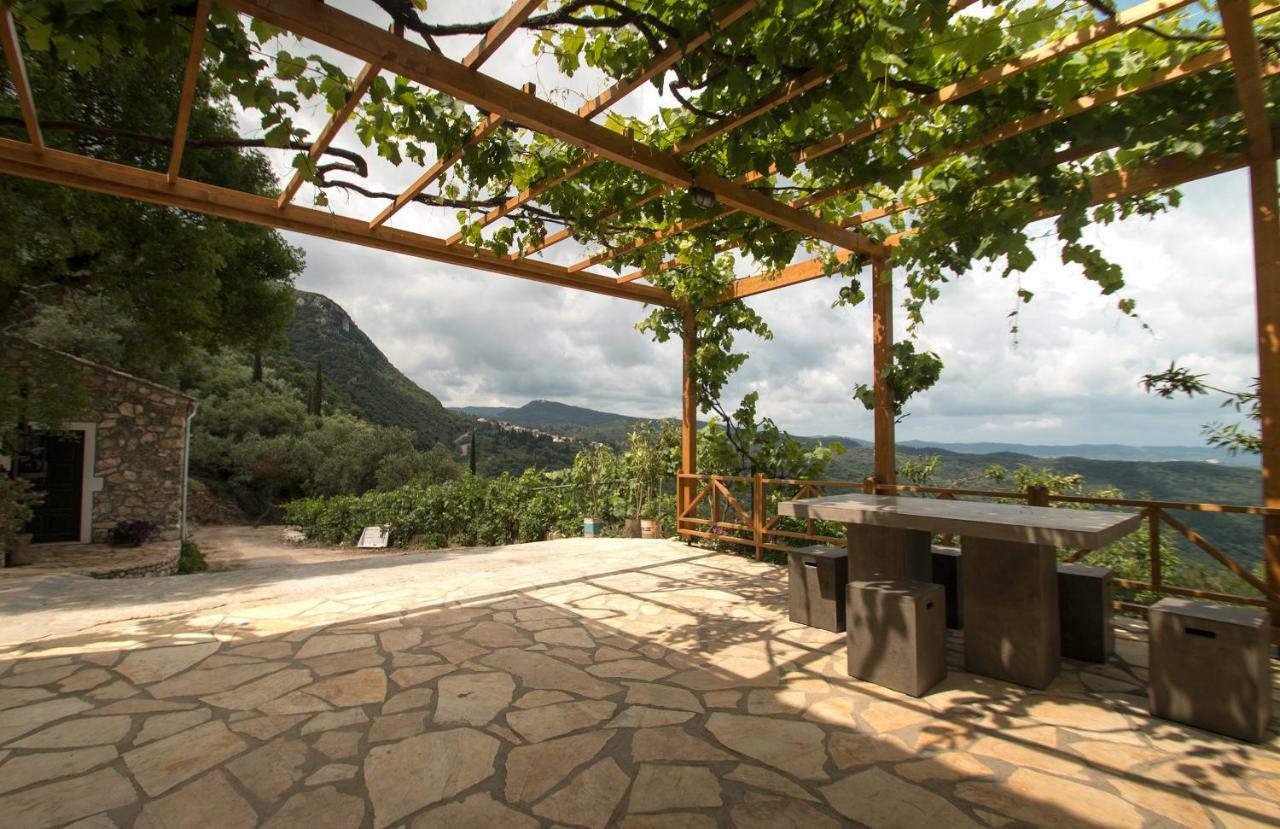 Castelli Olive Press Guest House อาคาราวี ภายนอก รูปภาพ